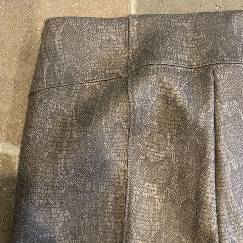 Anthropologie Grey and Tan Snakeskin Pants - Picture 8 of 10